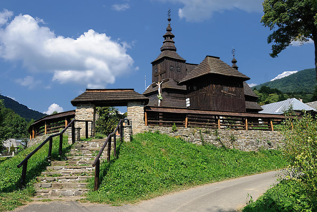 Hotel Kamei Snina Exterior foto